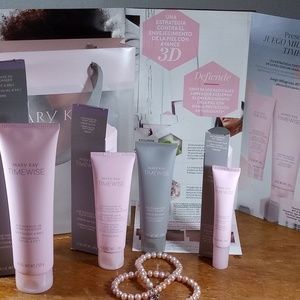 Mary Kay Timewise Miracle Set 3D